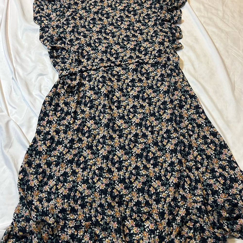 Max Studio Floral Print Ruffle Sleeve Tie Waist Dress Navy Pink Size 1X. NWOT - Picture 3 of 14